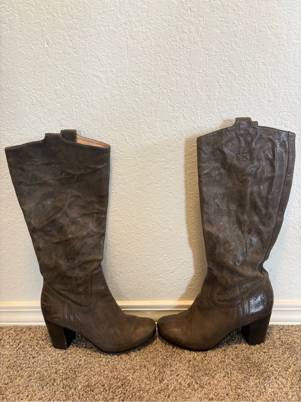 Frye Carson Pull Tab Grey
Leather Cowboy Knee-High
Tall Boho Western Boot